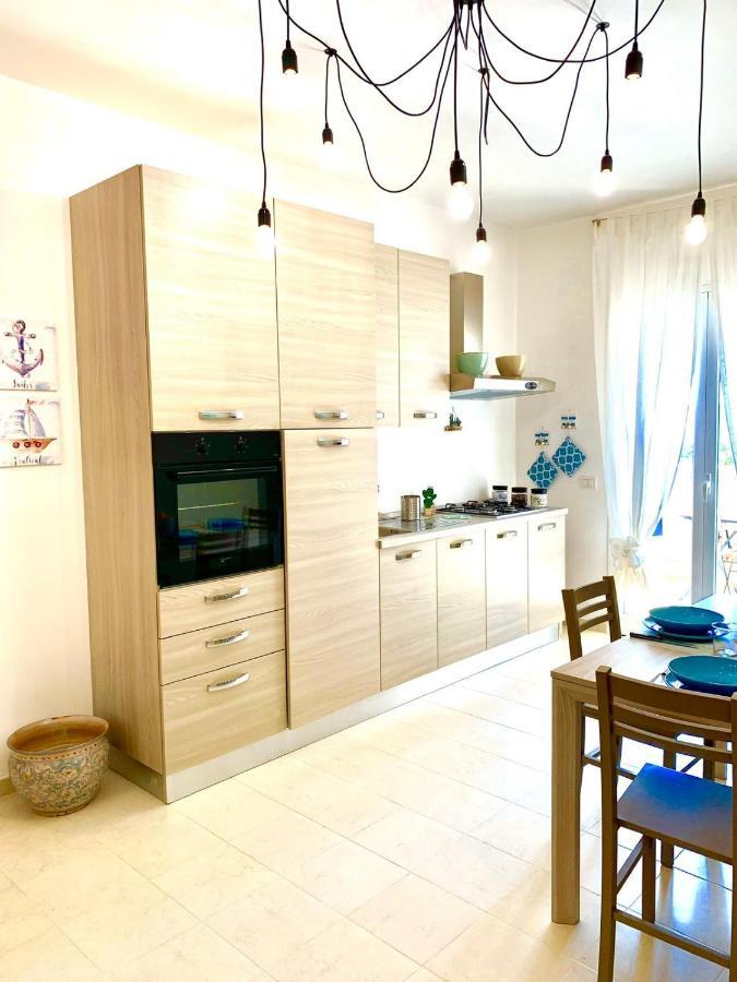Dame' Leilighet Marina di Ragusa Eksteriør bilde